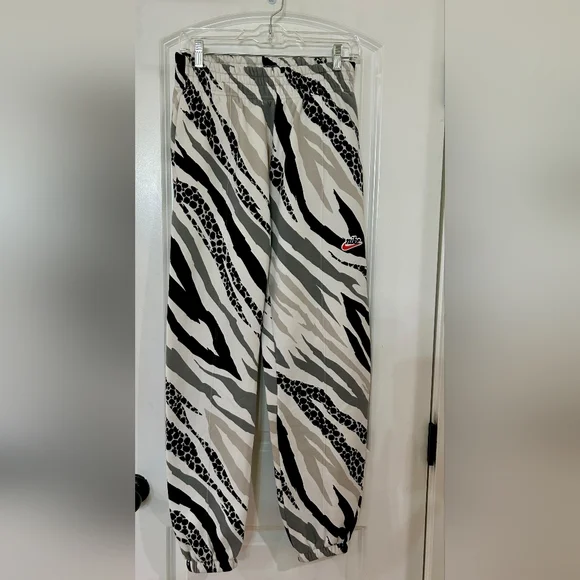 2 Piece Nike Women's Animal-Print Jogger Set - Black, Gray, Beige - Picture 13 of 16